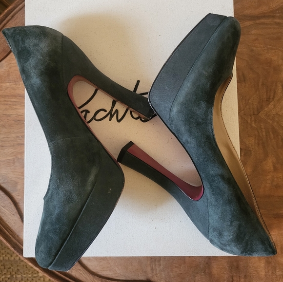 Paris Hilton green suade high heels - Picture 2 of 9